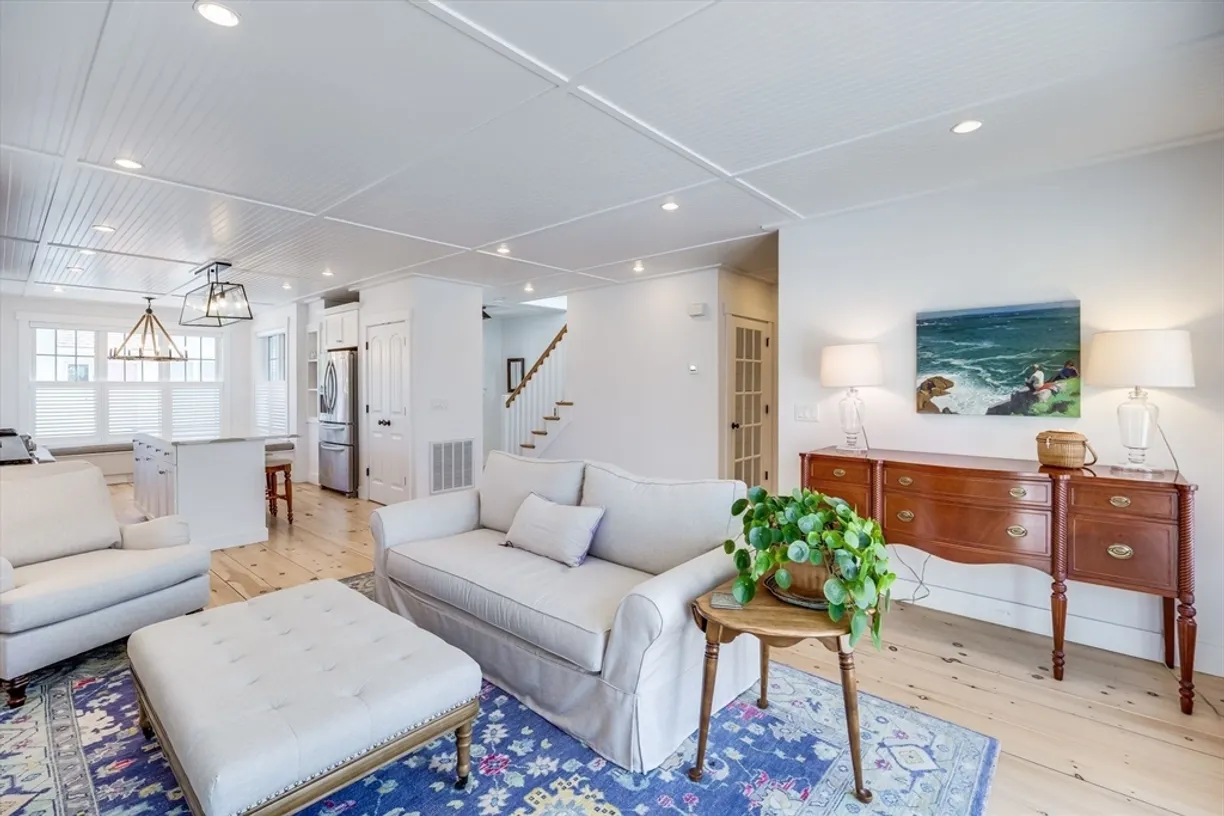 Boston, MA Real Estate | View 17 Cobblestone | Listing
