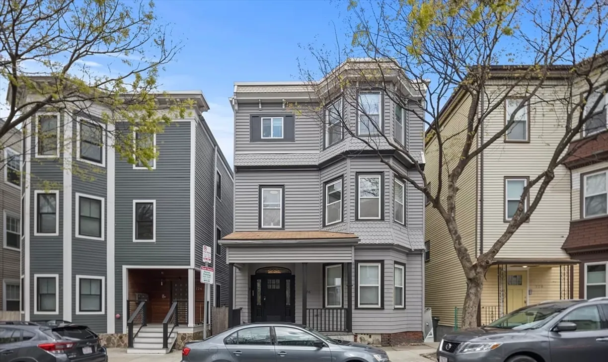 Boston, MA Real Estate | View 726 East 2nd, 1 | 4 Beds, 2 Baths
