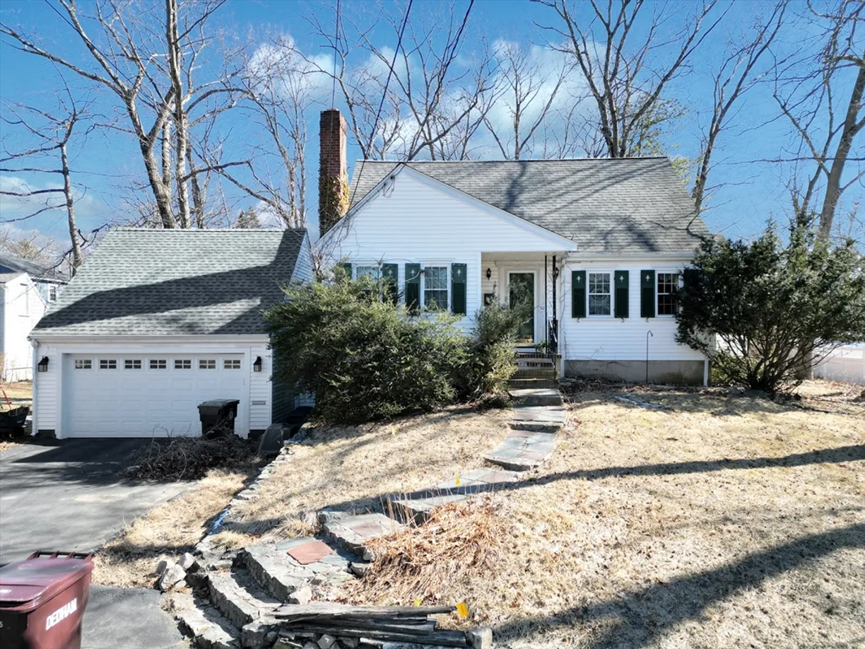 Boston, MA Real Estate | View 92 Intervale Rd | 4 Beds, 2 Baths