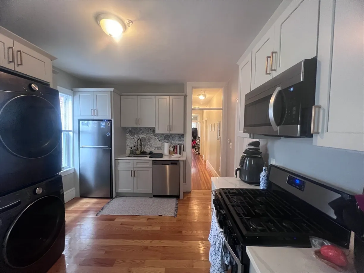 Boston, MA Real Estate | View 247 L Street, 1 | Listing