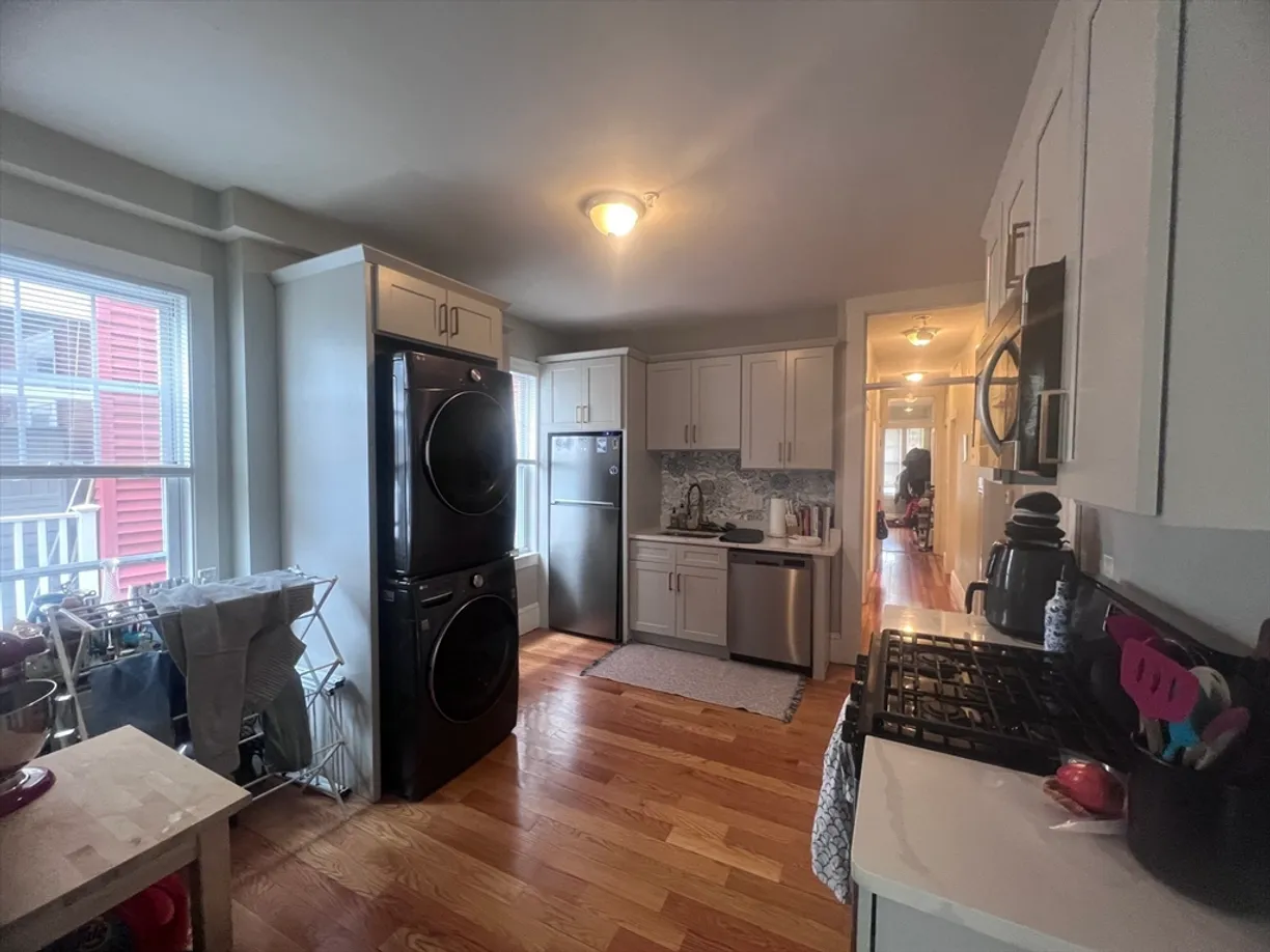 Boston, MA Real Estate | View 247 L Street, 1 | Listing