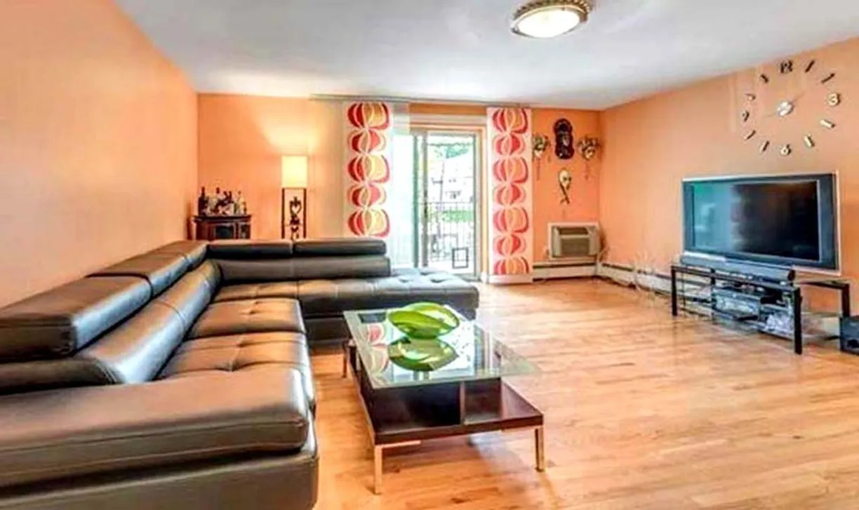 Boston, MA Real Estate | View 121 Tremont St, 111 | 2 Beds, 1 Bath