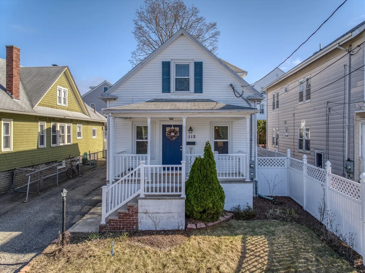 Boston, MA Real Estate | View 112 Bowdoin St | 4 Beds, 2 Baths