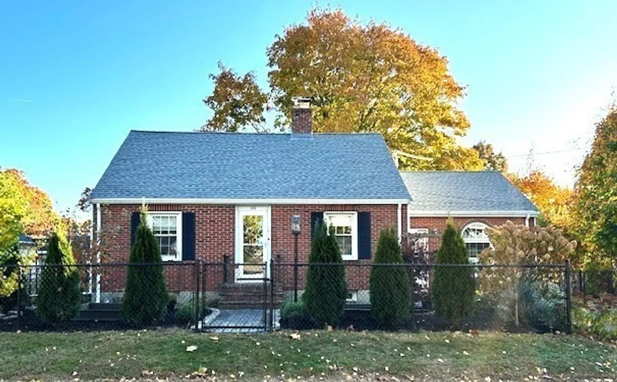 Boston, MA Real Estate | View 255 State St | 4 Beds, 2 Baths