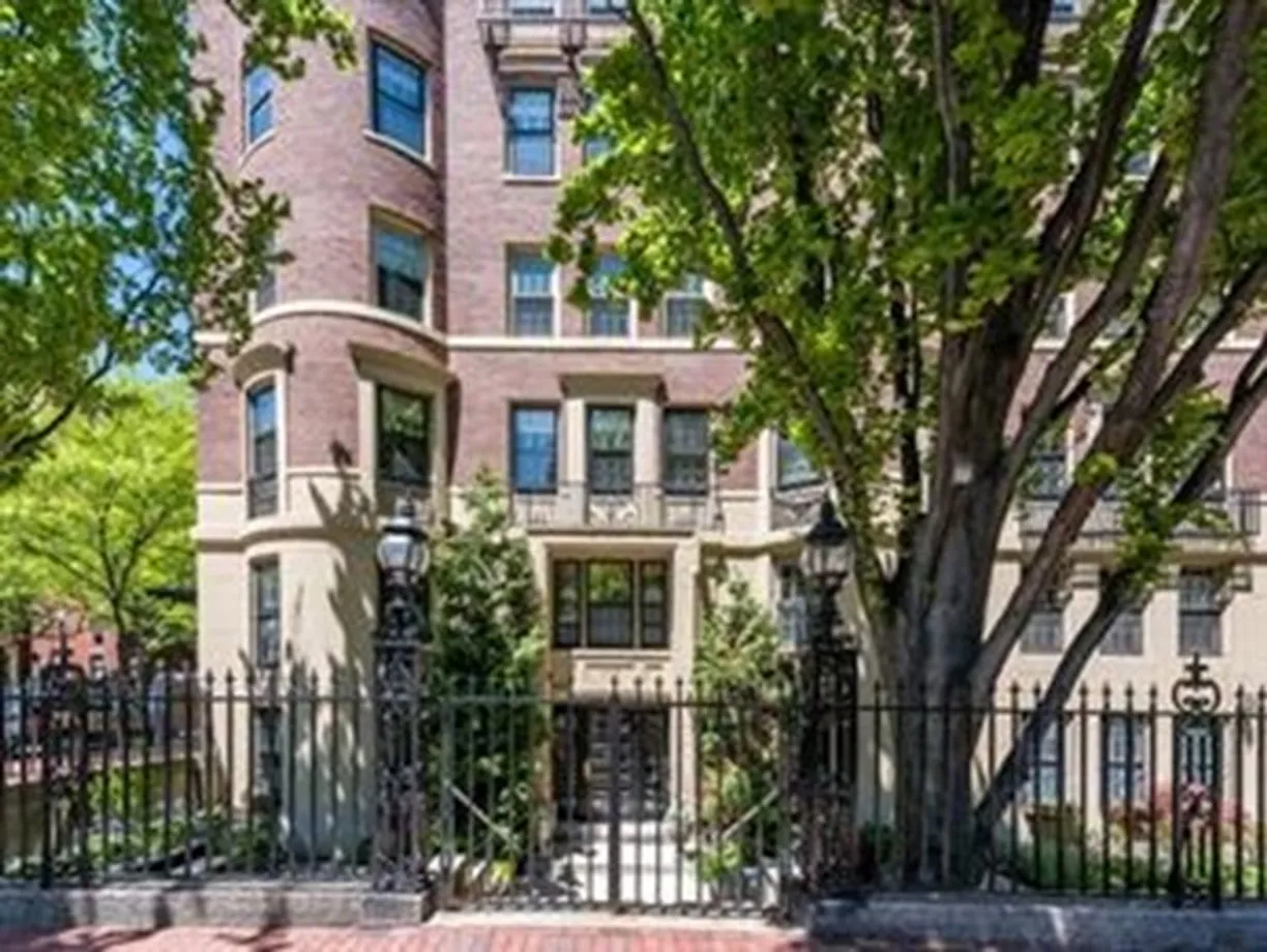 Boston, MA Real Estate | View 137 Marlborough St, 1 | 1 Bed, 1 Bath
