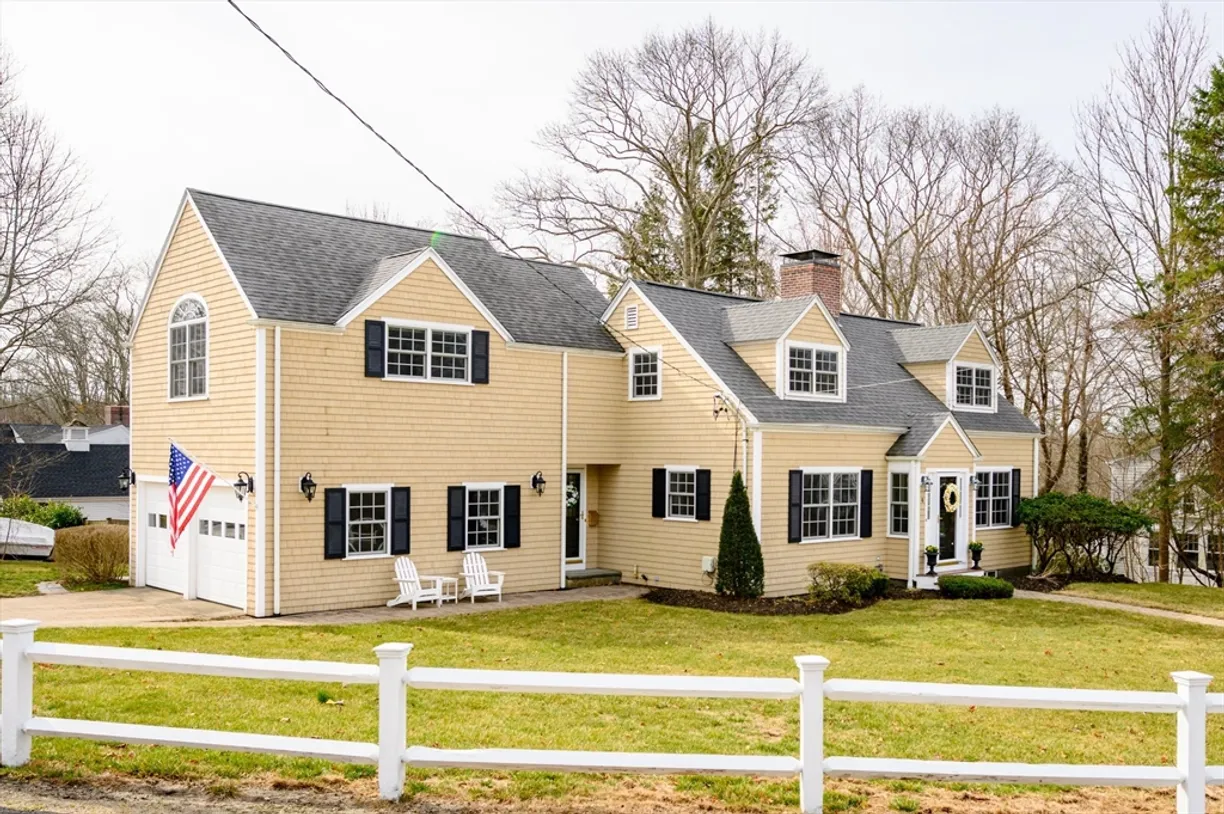 Boston, MA Real Estate | View 4 Bayberry Ln | 4 Beds, 3 Baths