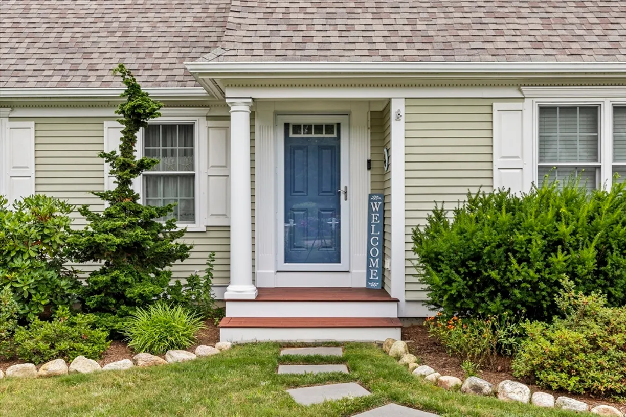 Boston, MA Real Estate | View 156 Settlers Ln | Listing