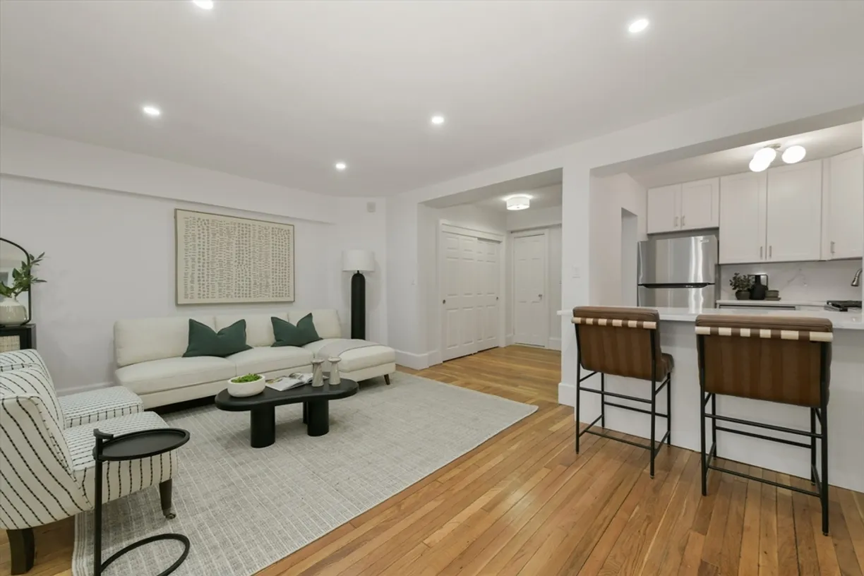 Boston, MA Real Estate | View 233 Commonwealth Ave, 2 | Listing