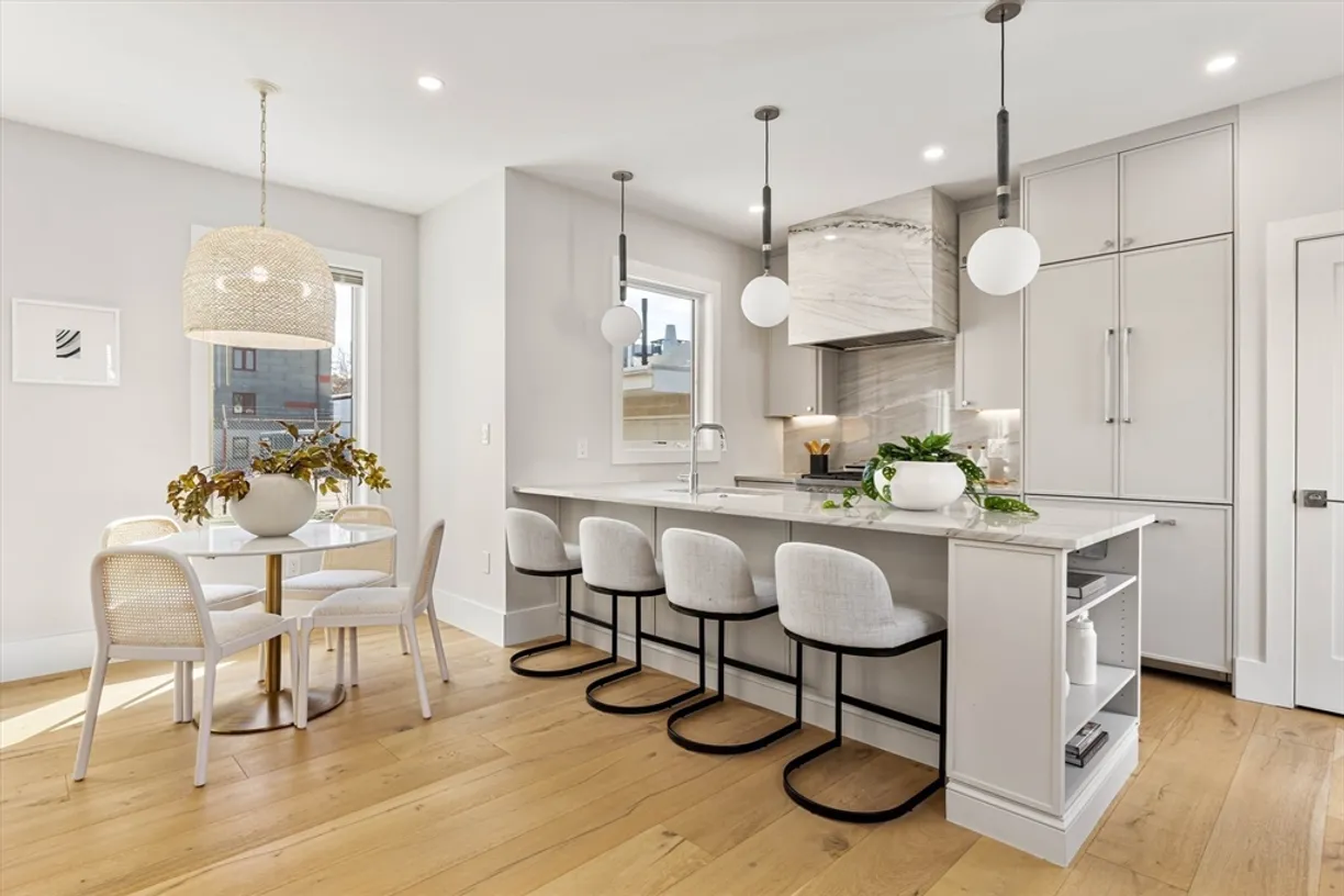 Boston, MA Real Estate | View 152 Charles Street, 2 | Listing