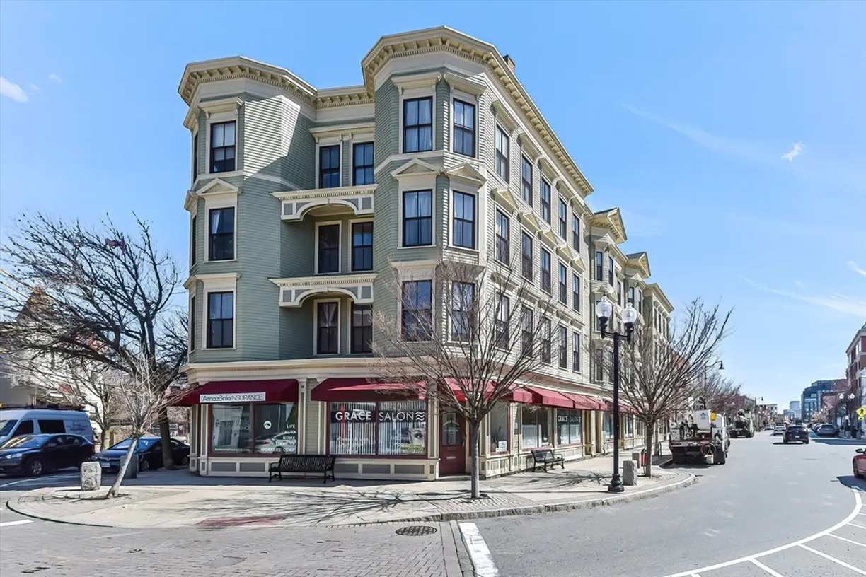 Boston, MA Real Estate | View 373 Somerville Avenue, B | 2 Beds, 1 Bath