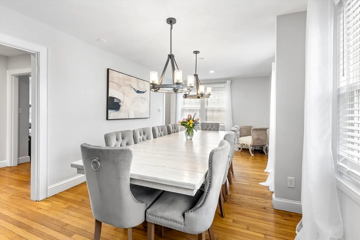 Boston, MA Real Estate | View 22 Smith Pl | Listing