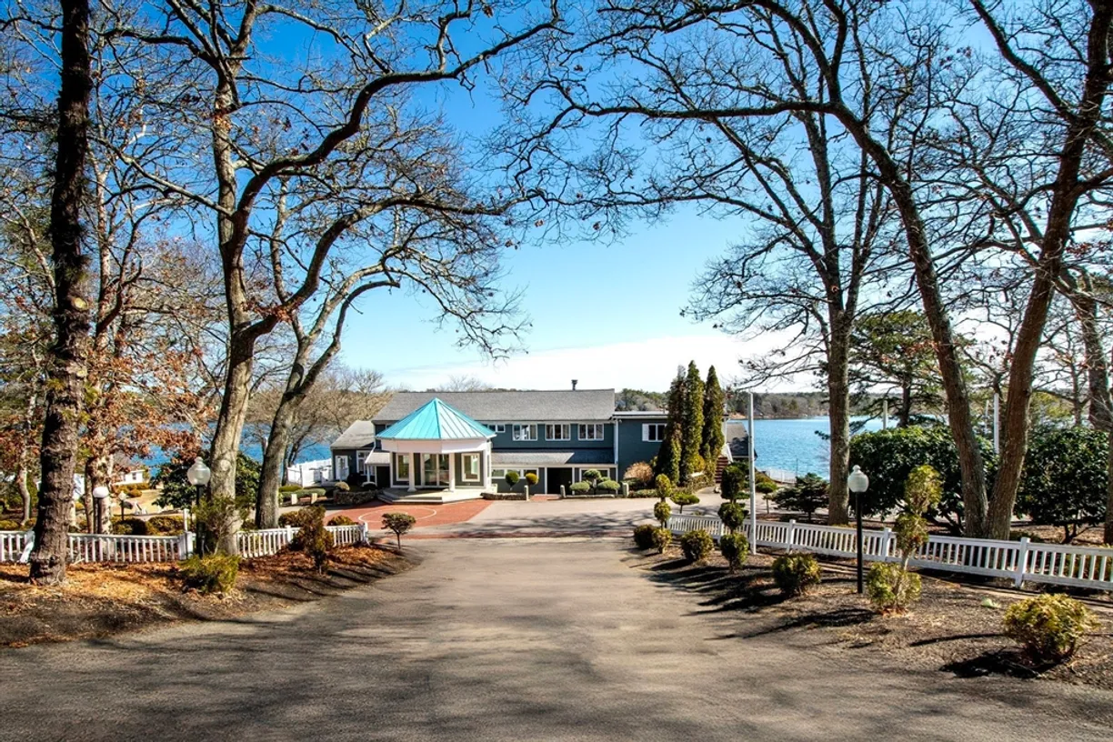 Boston, MA Real Estate | View 110 Valley Rd.