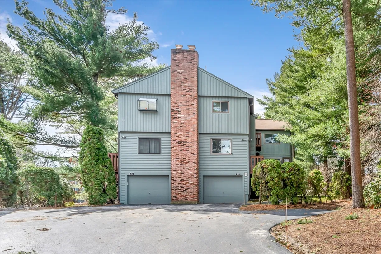 Boston, MA Real Estate | View 21 Spyglass Hill Dr, 21 | 2 Beds, 2 Baths