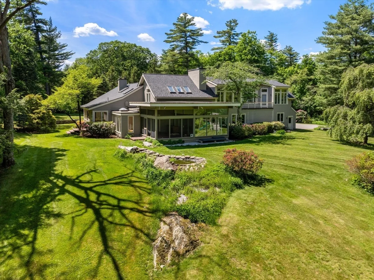 Boston, MA Real Estate | View 423 Concord Road | Listing