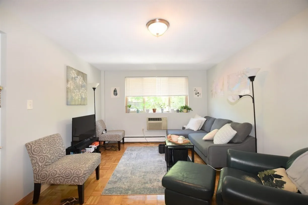 Boston, MA Real Estate | View 33 Cogswell Ave, 8 | 2 Beds, 1 Bath