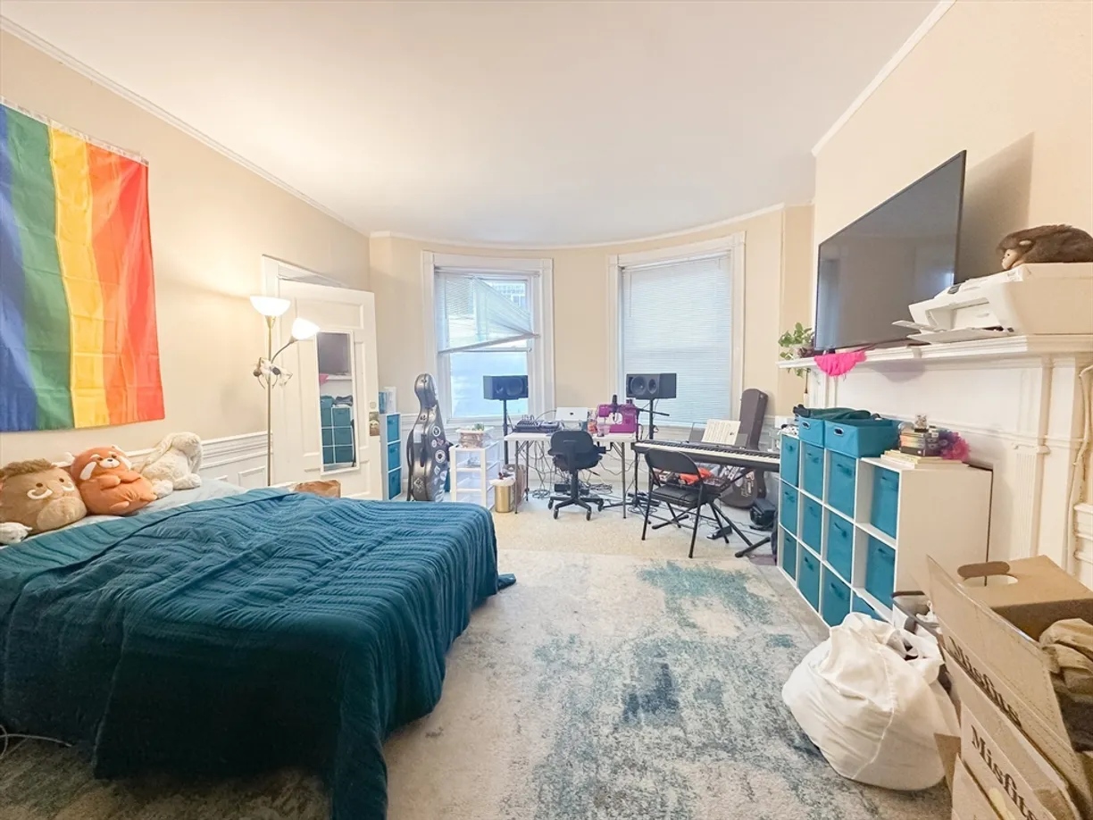 Boston, MA Real Estate | View 54 Saint Stephens St., 1 | 3 Beds, 2 Baths