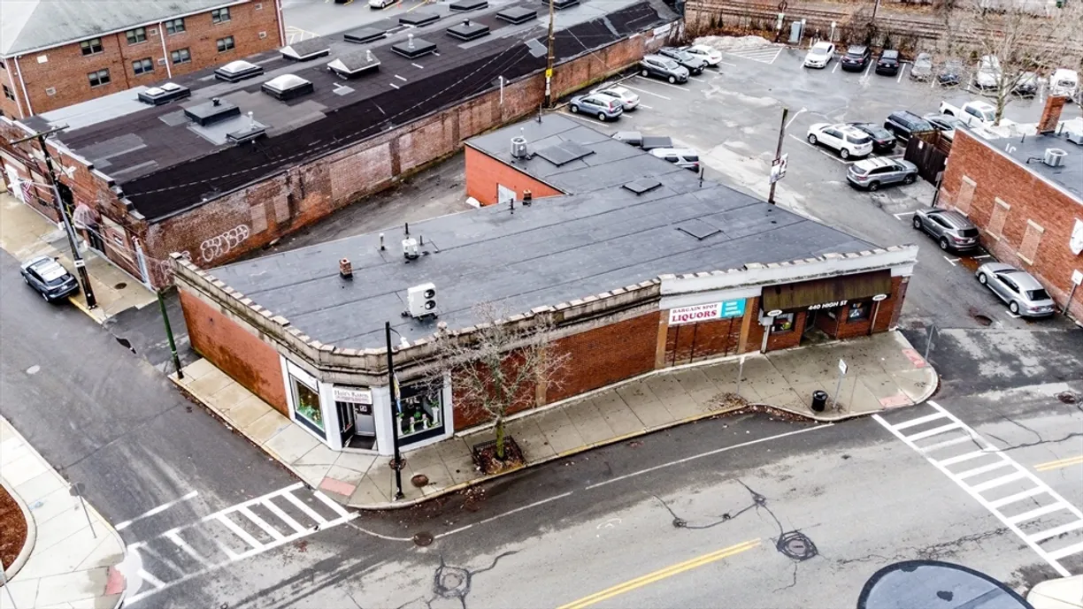 Boston, MA Real Estate | View 438-440 High St