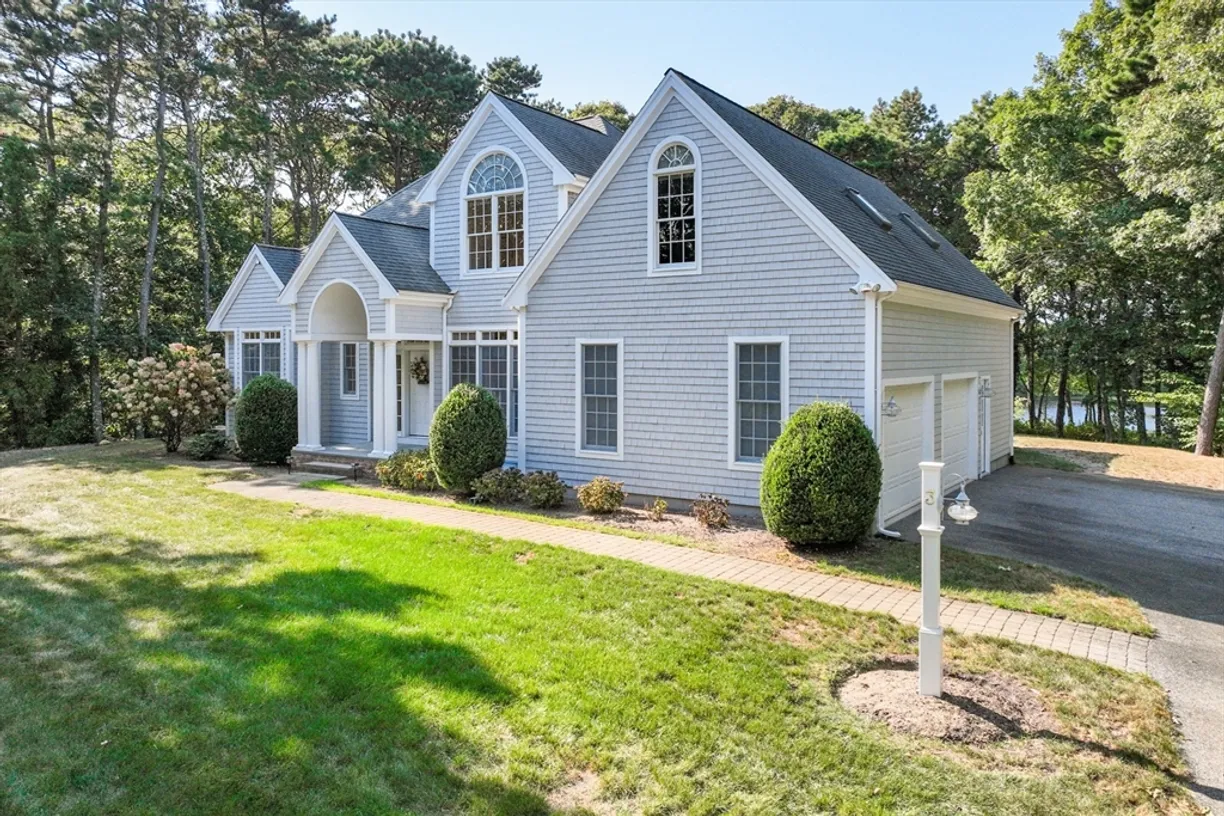 Boston, MA Real Estate | View 3 Eldridge Pond Rd | 4 Beds, 2 Baths