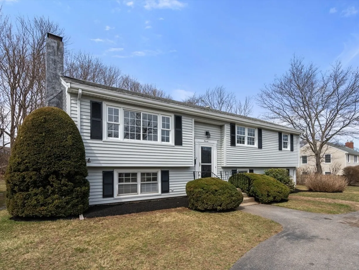 Boston, MA Real Estate | View 11 Egypt Beach Rd | 3 Beds, 2 Baths