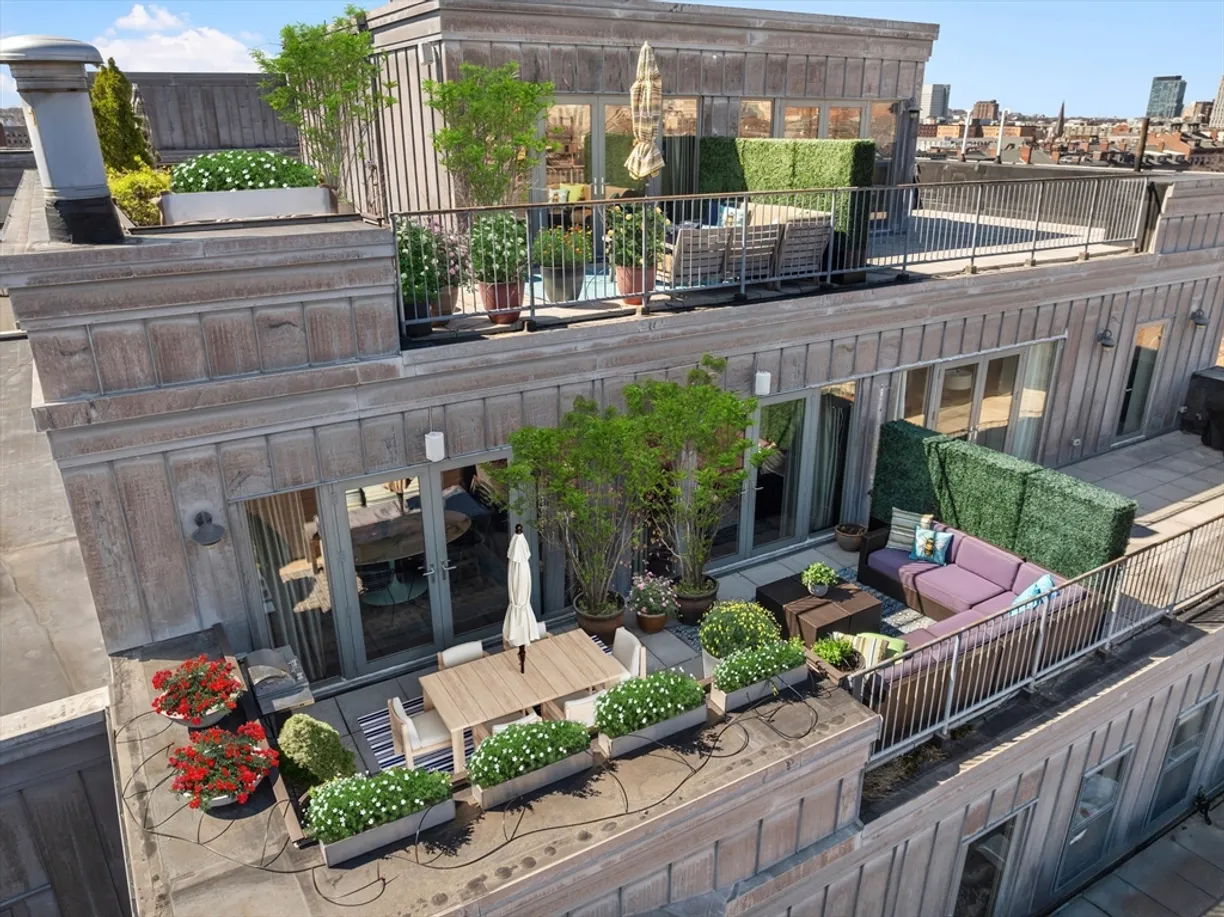 Boston, MA Real Estate | View 1721-1723 Washington St, 610 | 2 Beds, 2 Baths
