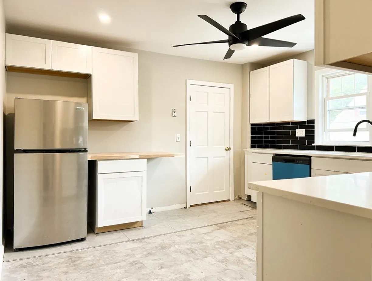 Boston, MA Real Estate | View 130 Dexter Avenue, 2 | 3 Beds, 1 Bath