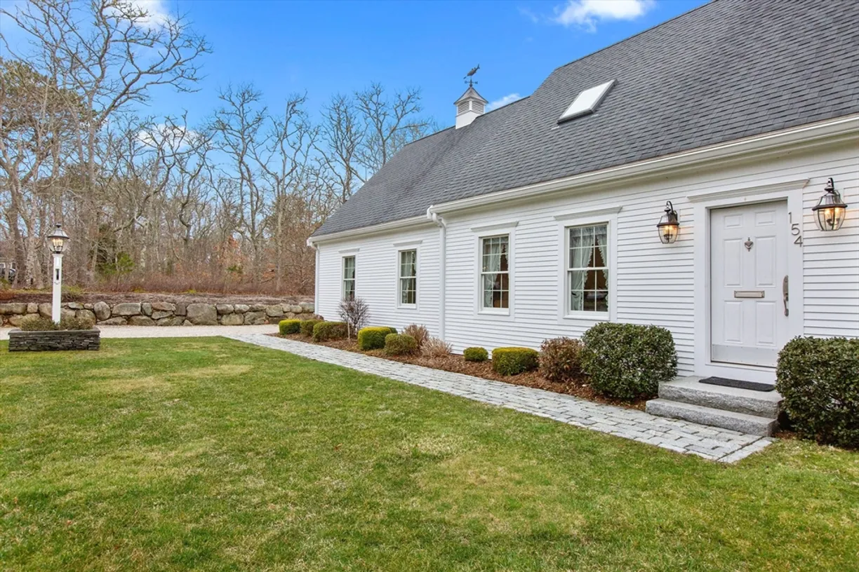 Boston, MA Real Estate | View 154 Beechtree Dr | Listing