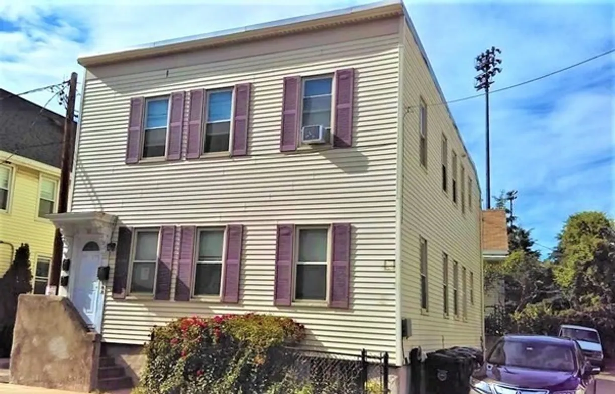 Boston, MA Real Estate | View 16 Lincoln St., 1 | 2 Beds, 1 Bath