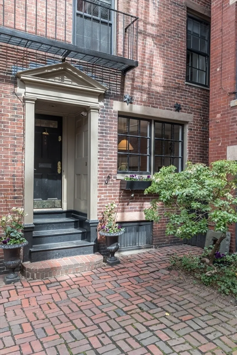 Boston, MA Real Estate | View 3 River Street Place | 2 Beds, 2 Baths