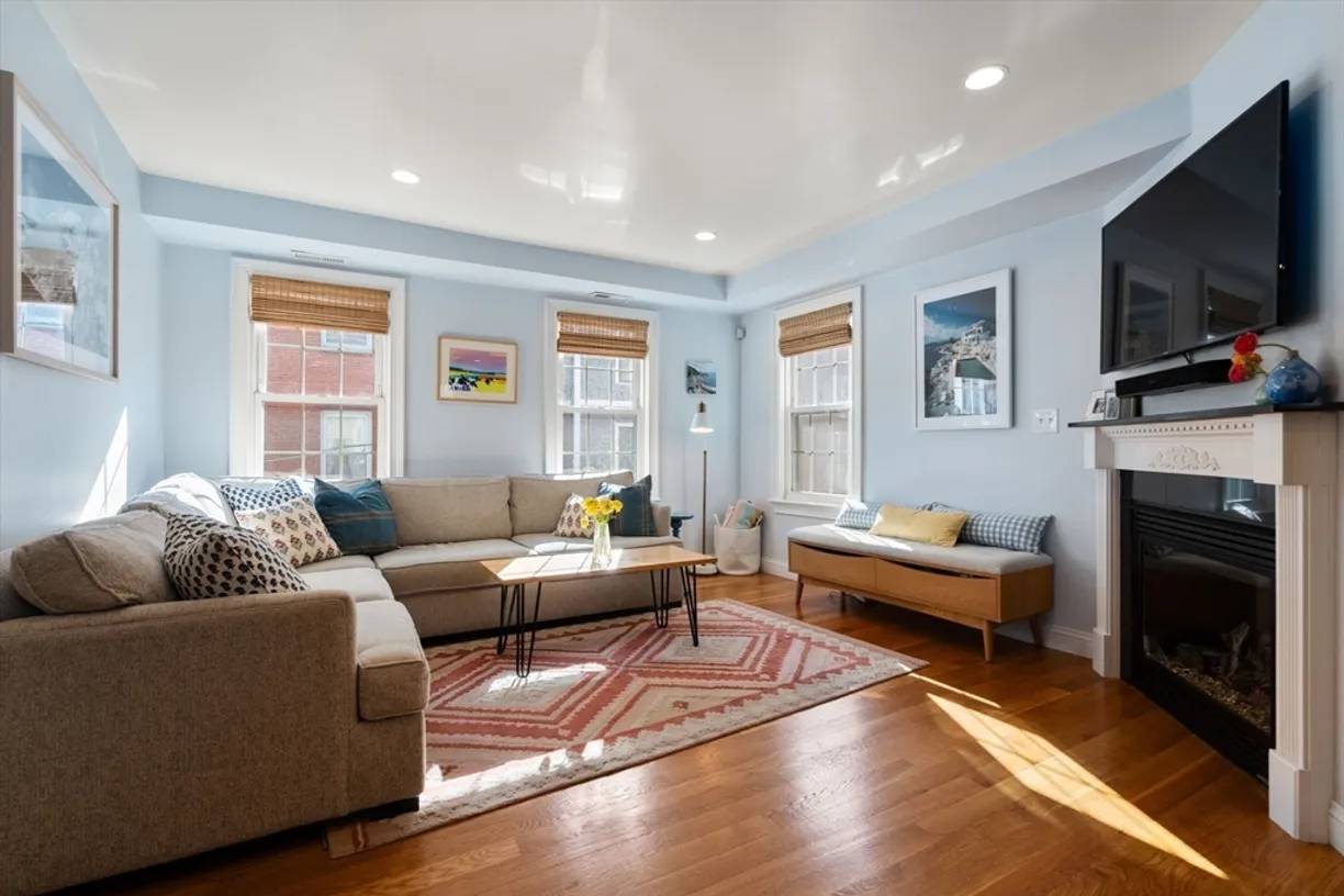 Boston, MA Real Estate | View 20 Allston St, 2 | 2 Beds, 2 Baths