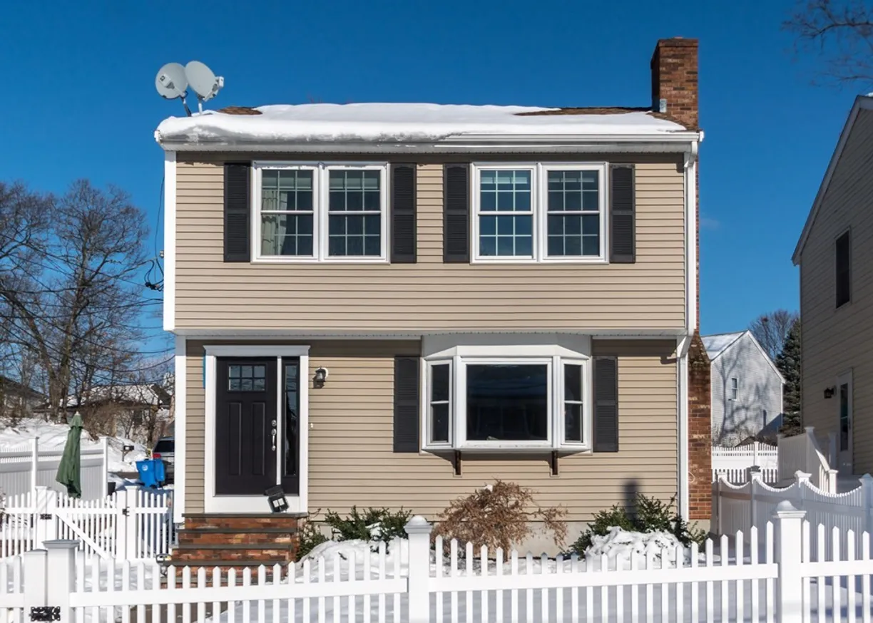 Boston, MA Real Estate | View 29 Dobbins St | 3 Beds, 2 Baths
