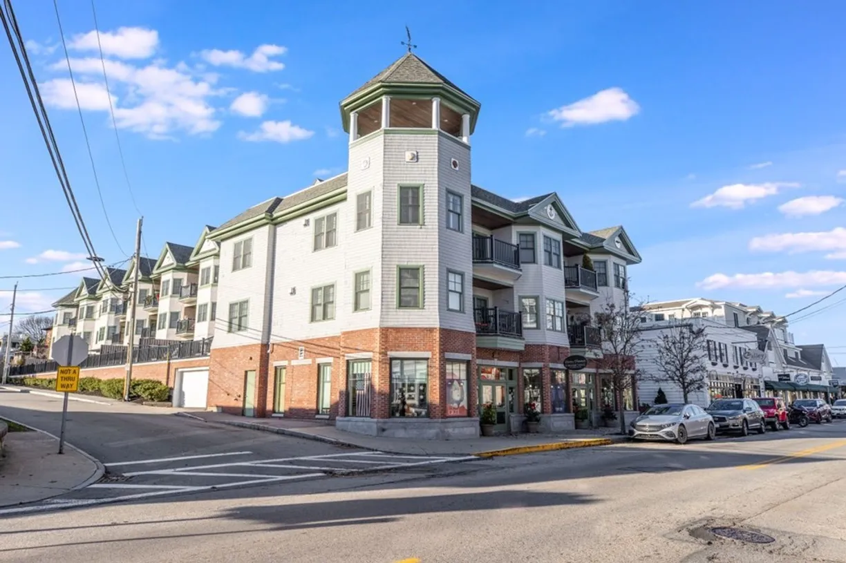 Boston, MA Real Estate | View 91 Front Street, 305 | 1 Bed, 1 Bath
