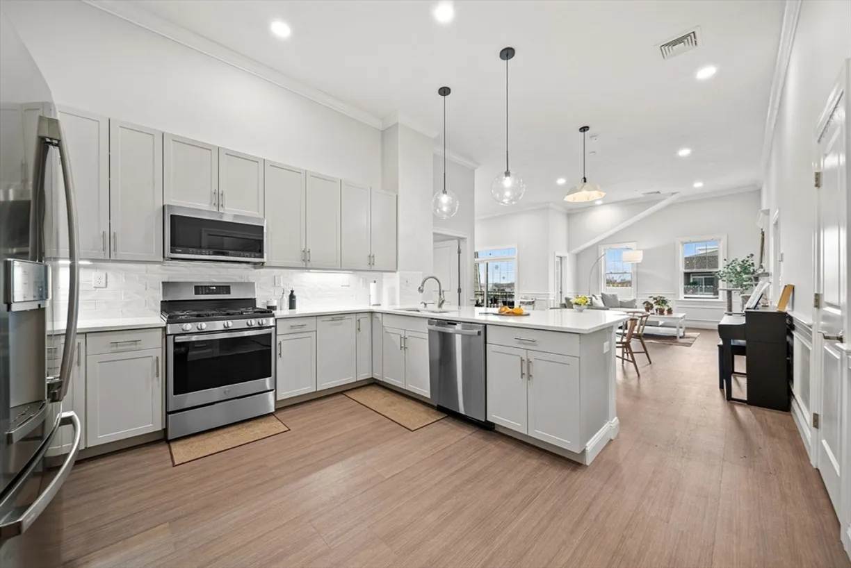 Boston, MA Real Estate | View 320 Middlesex Ave, B401 | 2 Beds, 2 Baths