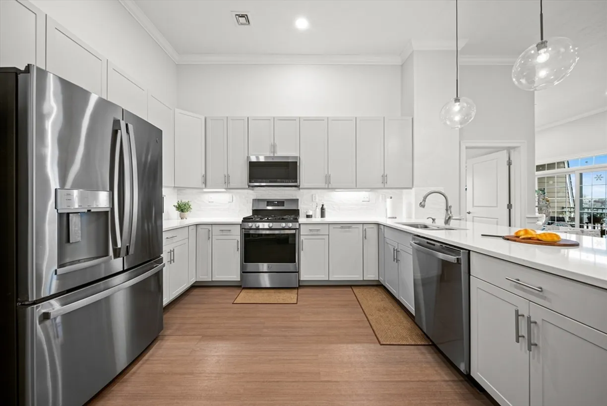 Boston, MA Real Estate | View 320 Middlesex Ave, B401 | Listing