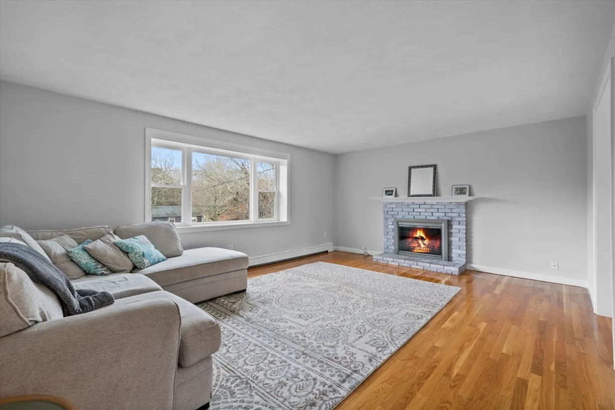 Boston, MA Real Estate | View 34 Spencer Dr | 3 Beds, 2 Baths