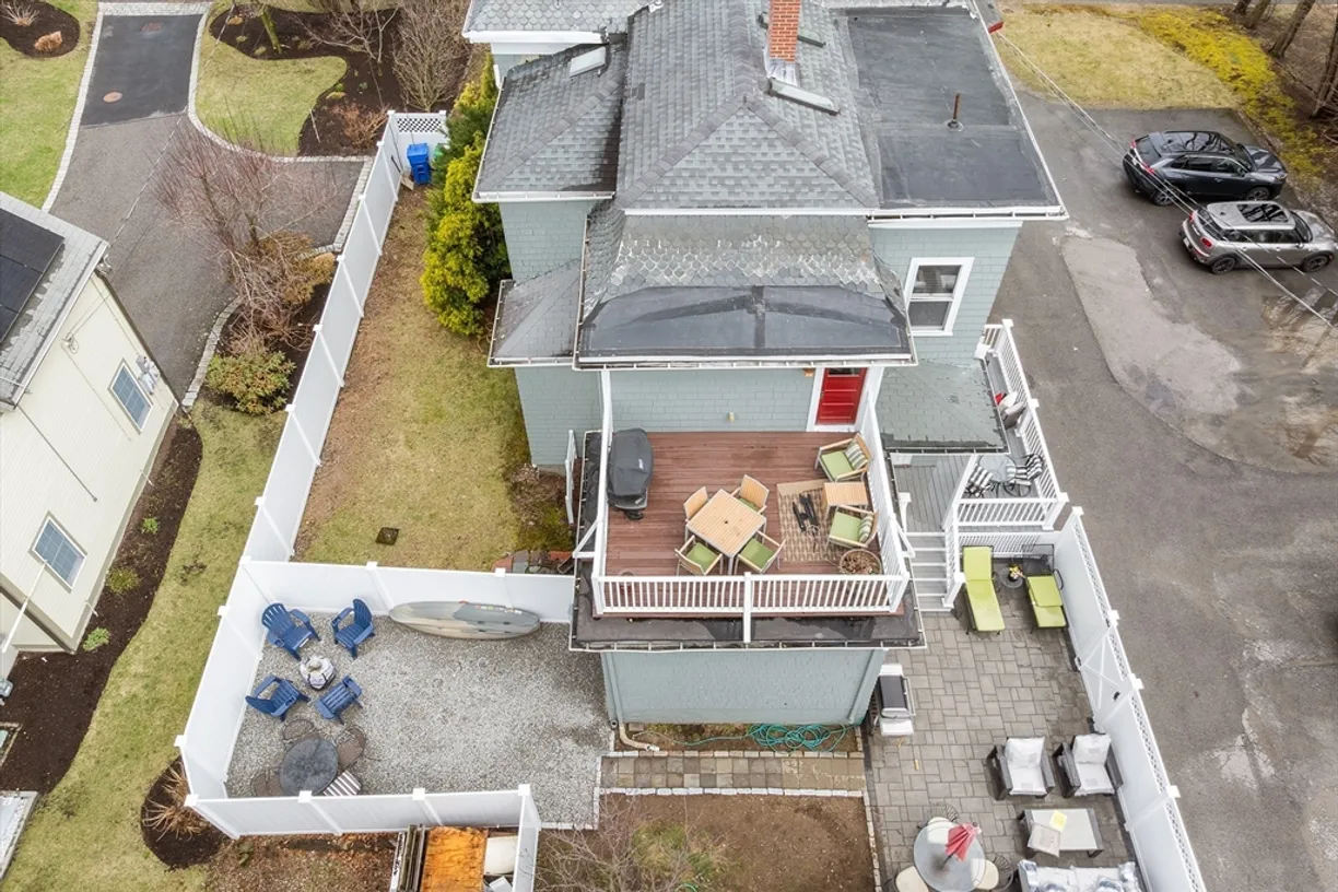 Boston, MA Real Estate | View 405 Cherry St, 2 | Listing