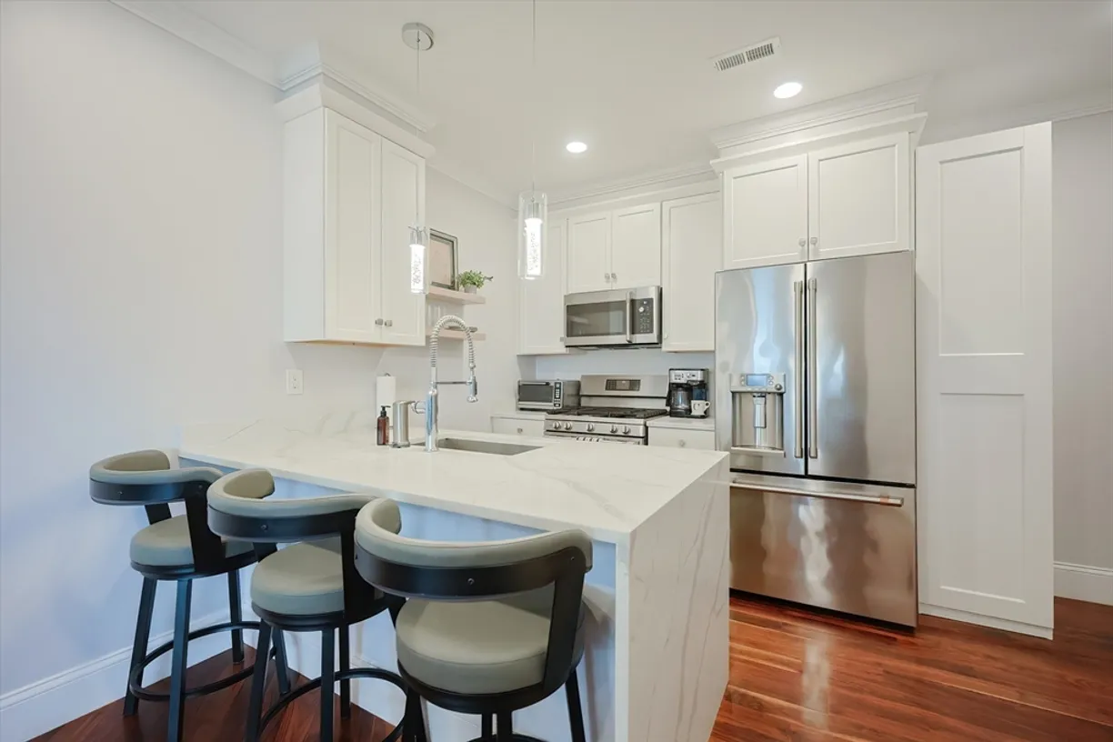 Boston, MA Real Estate | View 519 Broadway, 302 | 1 Bed, 1 Bath