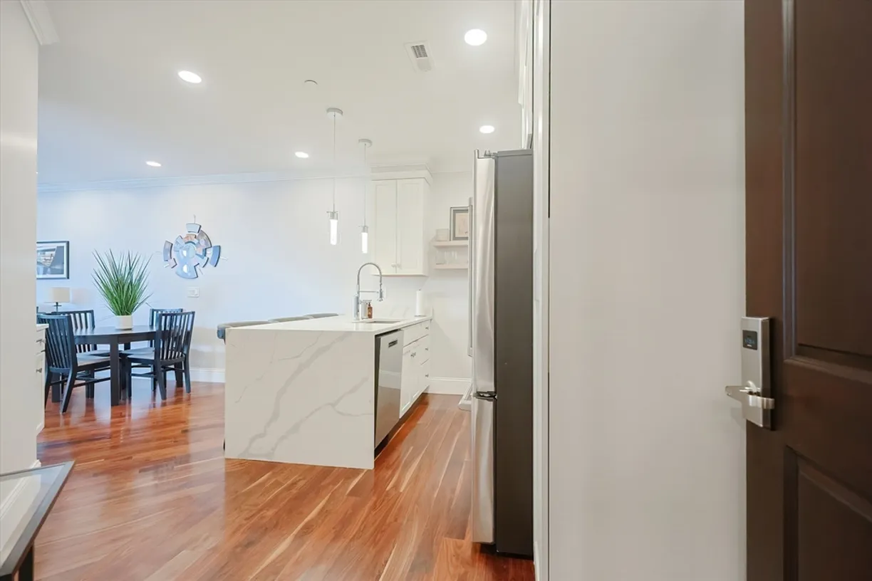 Boston, MA Real Estate | View 519 Broadway, 302 | Listing