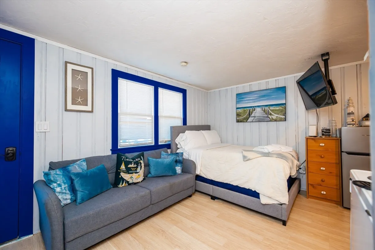 Boston, MA Real Estate | View 6 Polly Fisk Ln, 20 | 1 Bed, 1 Bath