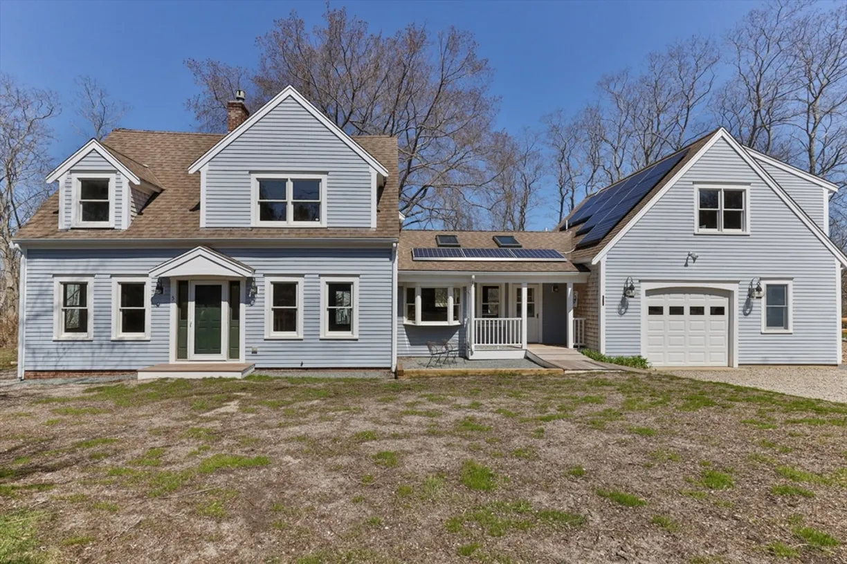 Boston, MA Real Estate | View 5 Shore Road | 4 Beds, 2 Baths