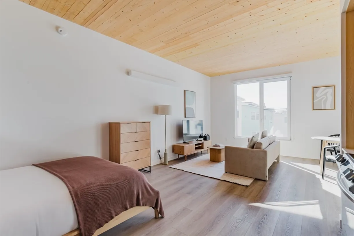 Boston, MA Real Estate | View 154 Broadway, 508 | Listing