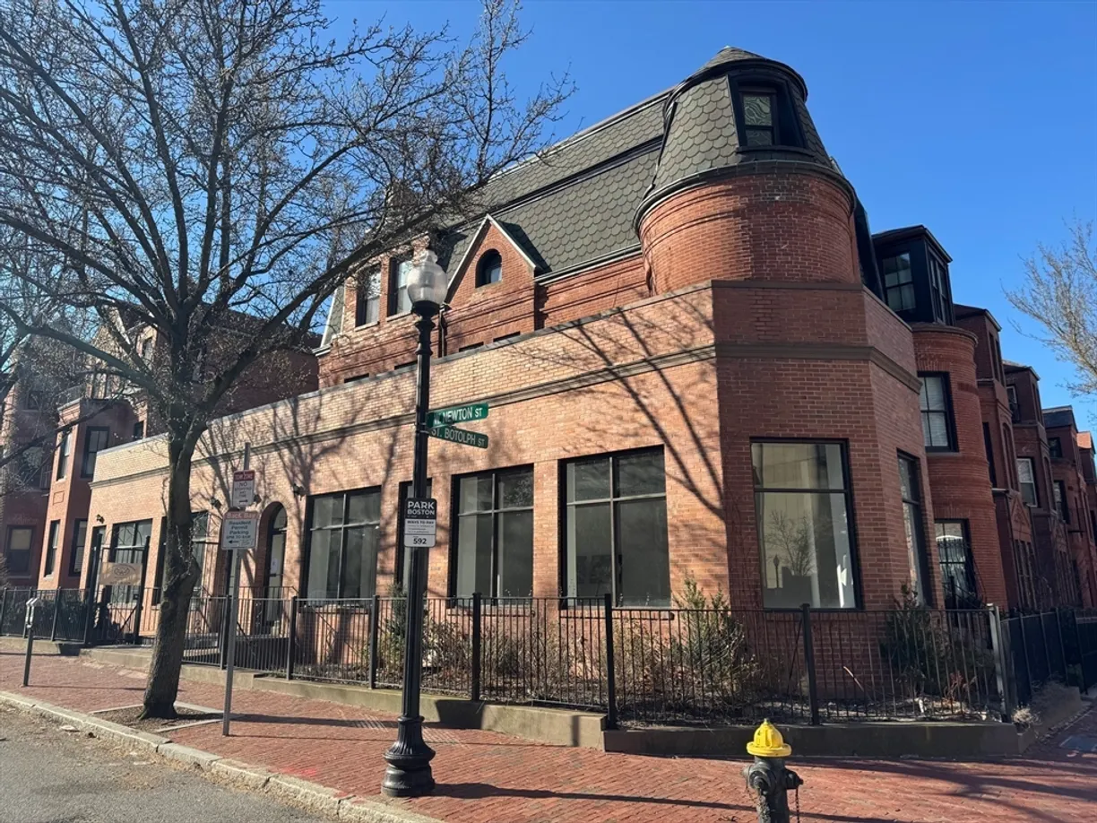 Boston, MA Real Estate | View 250 West Newton Street, 2 | Listing