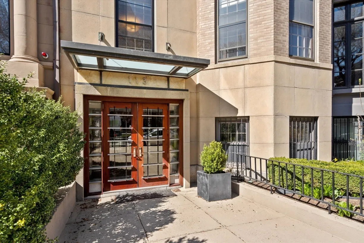 Boston, MA Real Estate | View 113 Commonwealth Ave, 3 | Listing