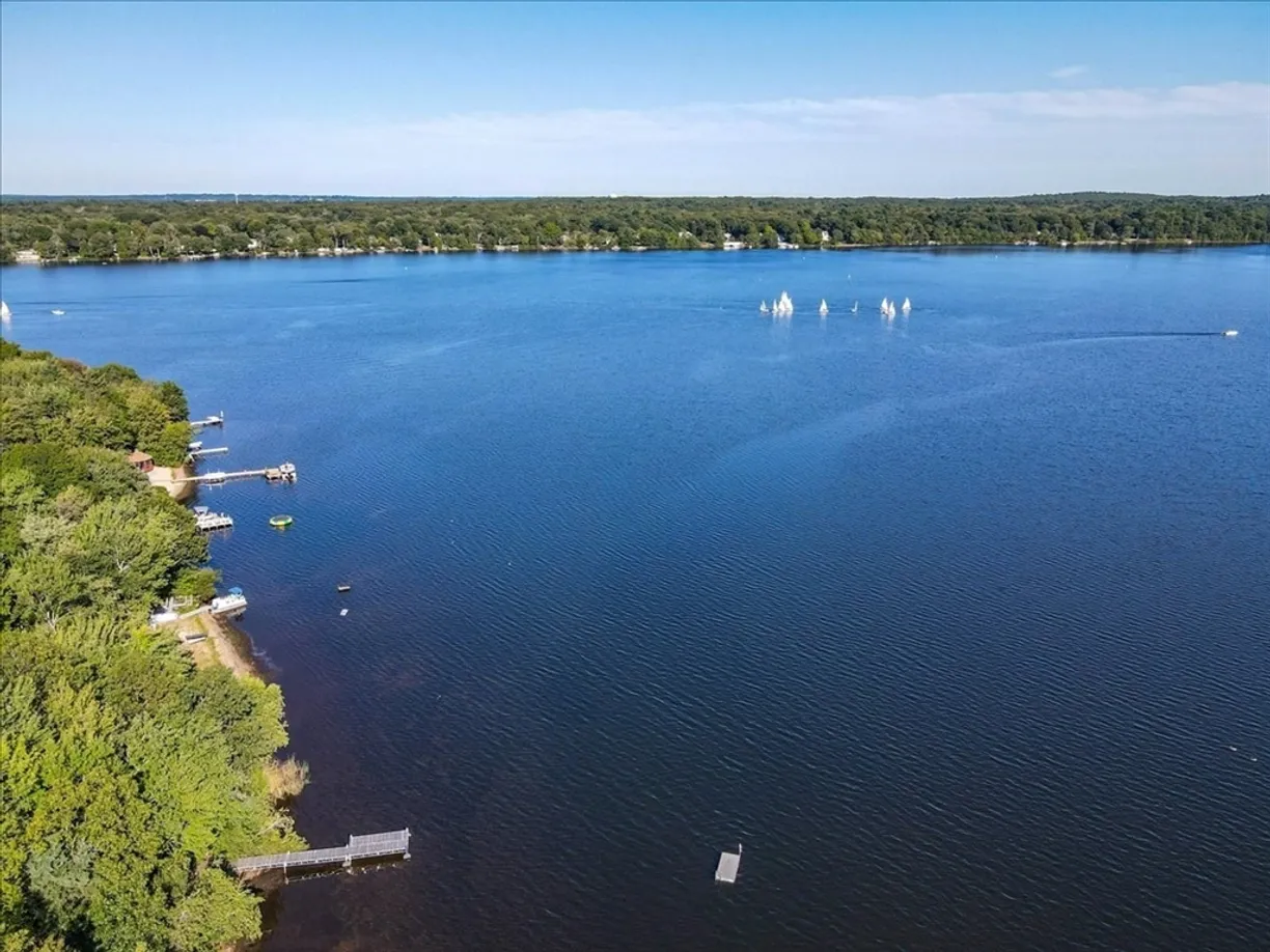 Boston, MA Real Estate | View 139 Beach St | Listing