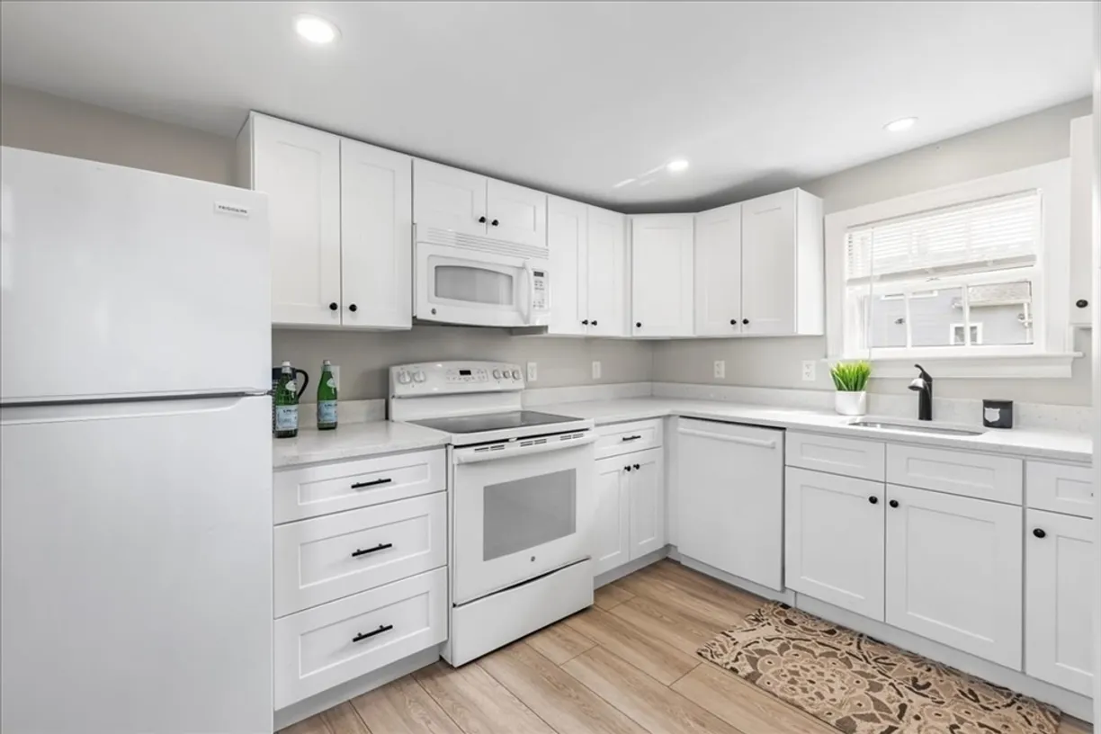 Boston, MA Real Estate | View 15 Hobart St | 2 Beds, 1 Bath