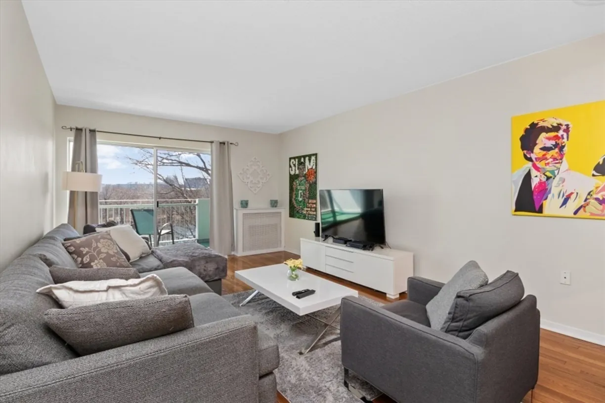Boston, MA Real Estate | View 227 Coolidge Ave, 209 | Listing