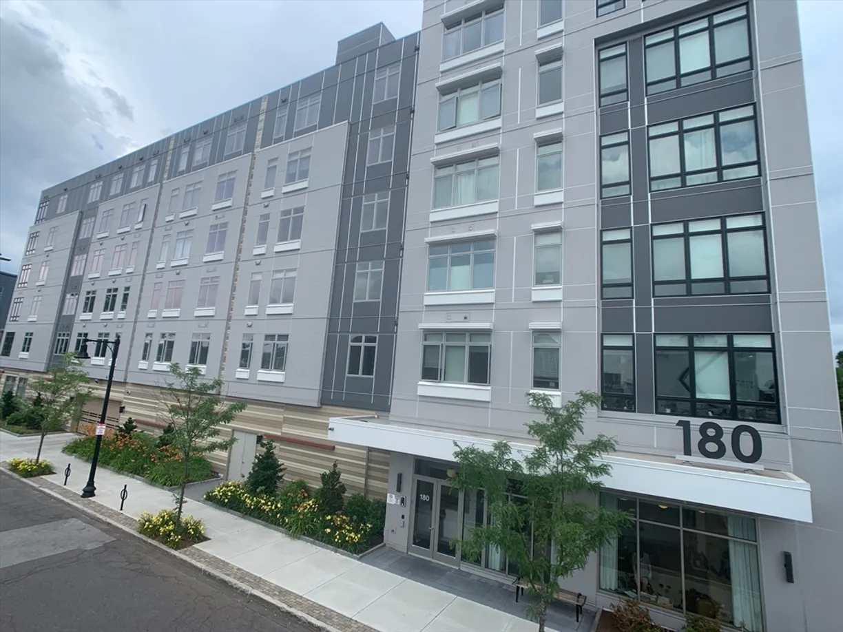 Boston, MA Real Estate | View 180 Telford St, 213 | 1 Bed, 1 Bath