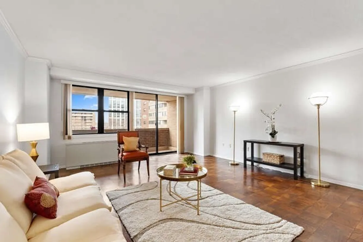 Boston, MA Real Estate | View 2 Hawthorne Pl, 6D | Listing