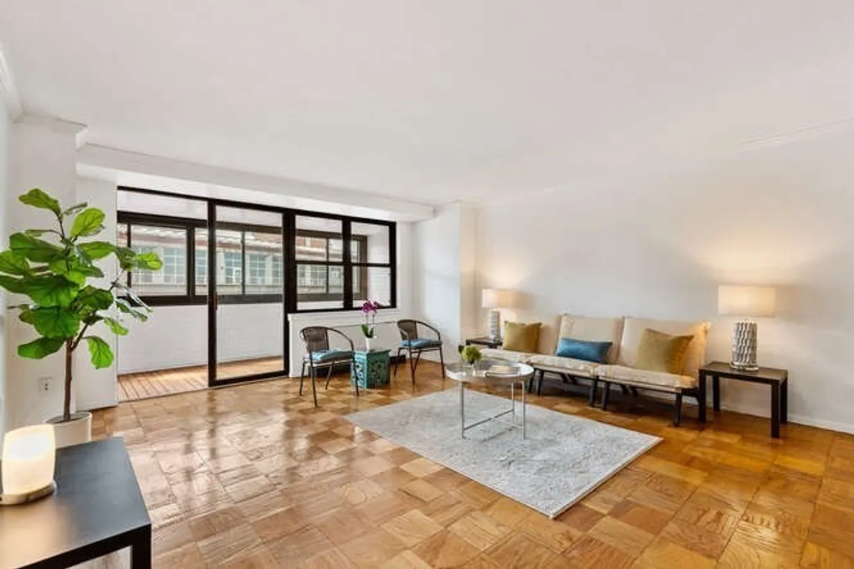 Boston, MA Real Estate | View 2 Hawthorne Pl, 14N | Listing