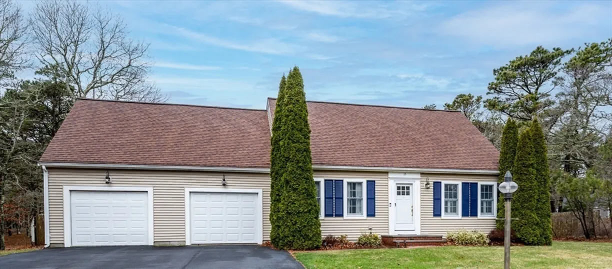 Boston, MA Real Estate | View 15 Headwaters Dr | 4 Beds, 3 Baths