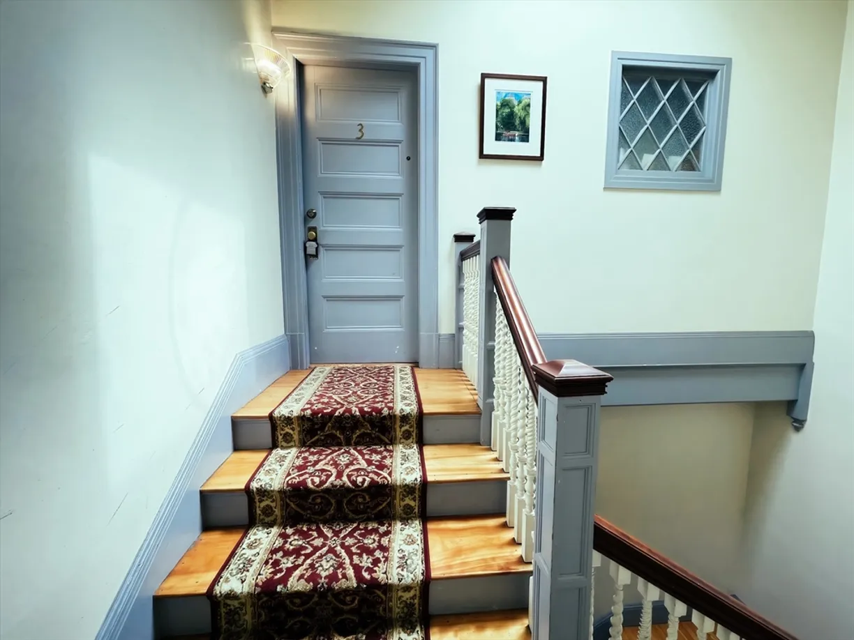 Boston, MA Real Estate | View 1691 Beacon, 3 | 2 Beds, 1 Bath